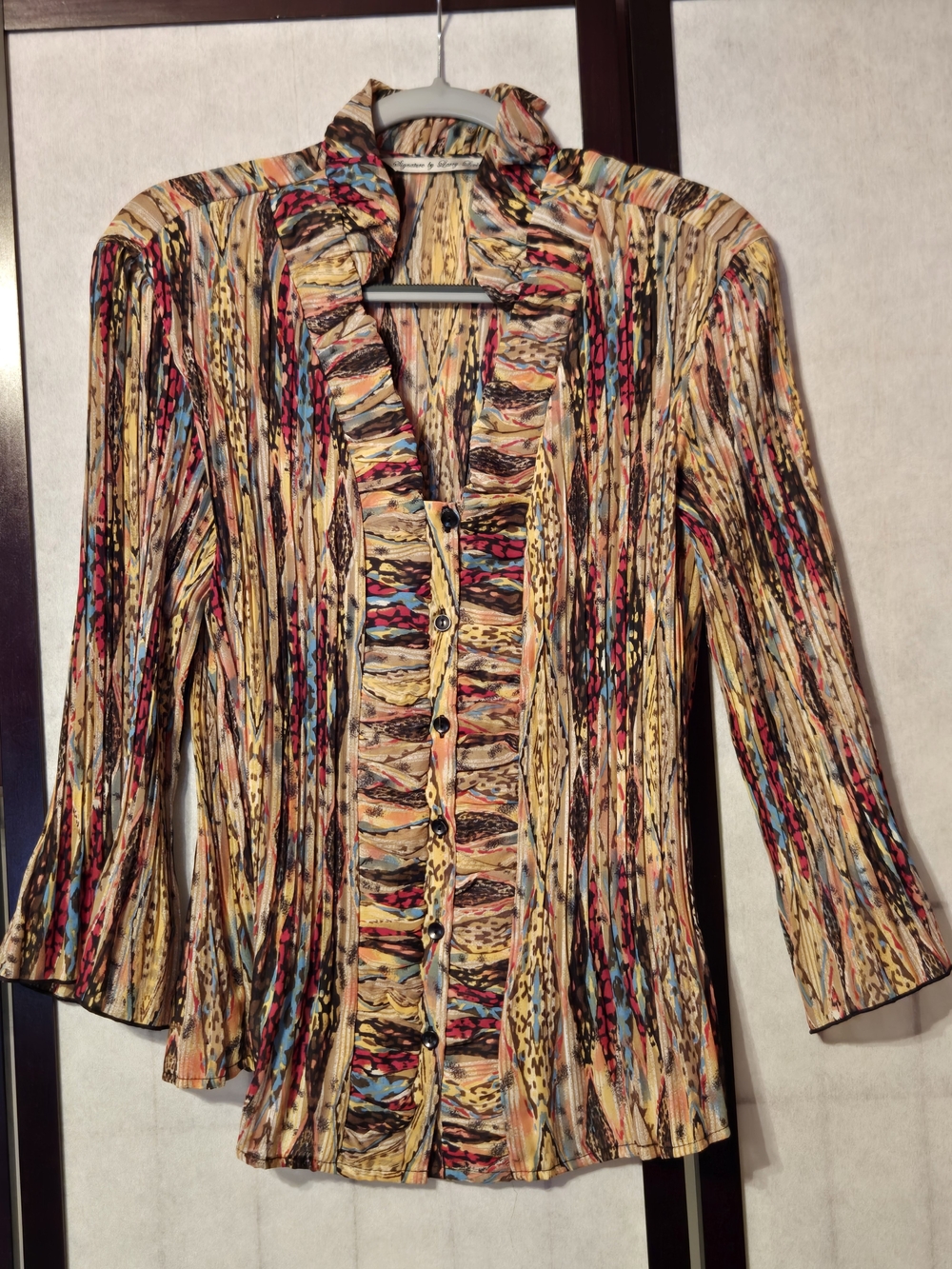Larry Levine Women's Multi-Color Ruffled Button-Front Top